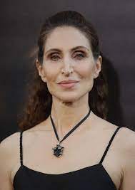 Bonnie  Aarons