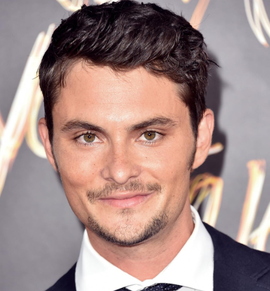 Shiloh Fernandez