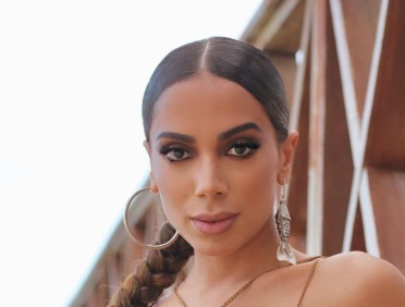 Anitta .